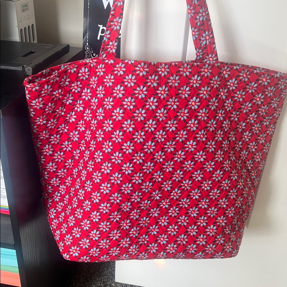 Vera Bradley Red Floral Tote Bag - Quilted Everyday Carry
